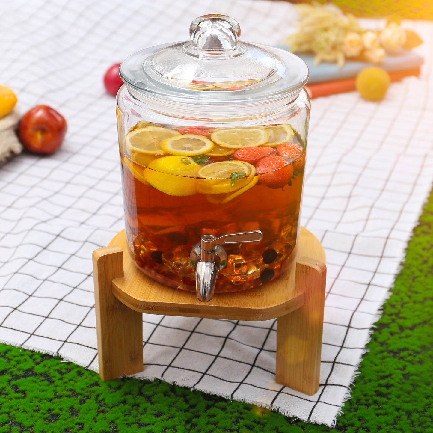 1 Gallon Round Drink Dispenser