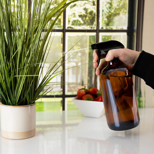 Amber glass spray bottle adjustable nozzle