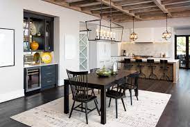 Is farmhouse style out for 2023?