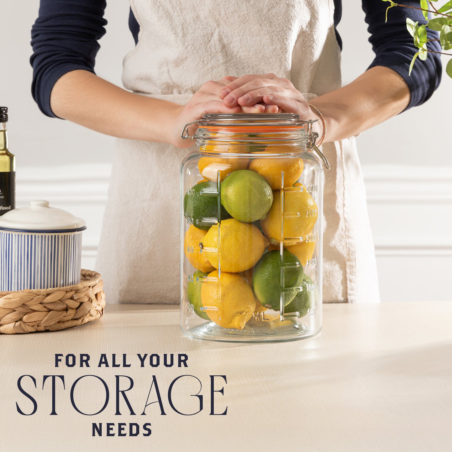 Super wide mouth jar opening fits any scoop